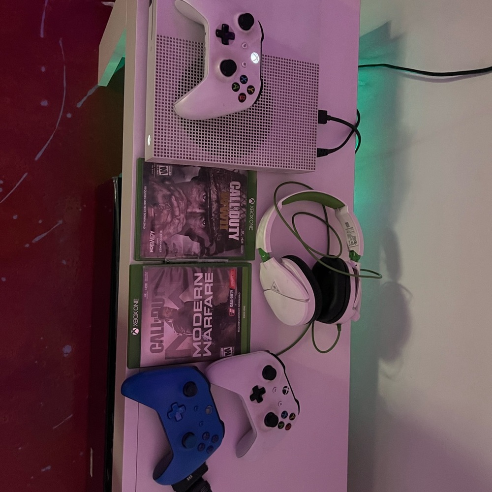 X box one 1 TB